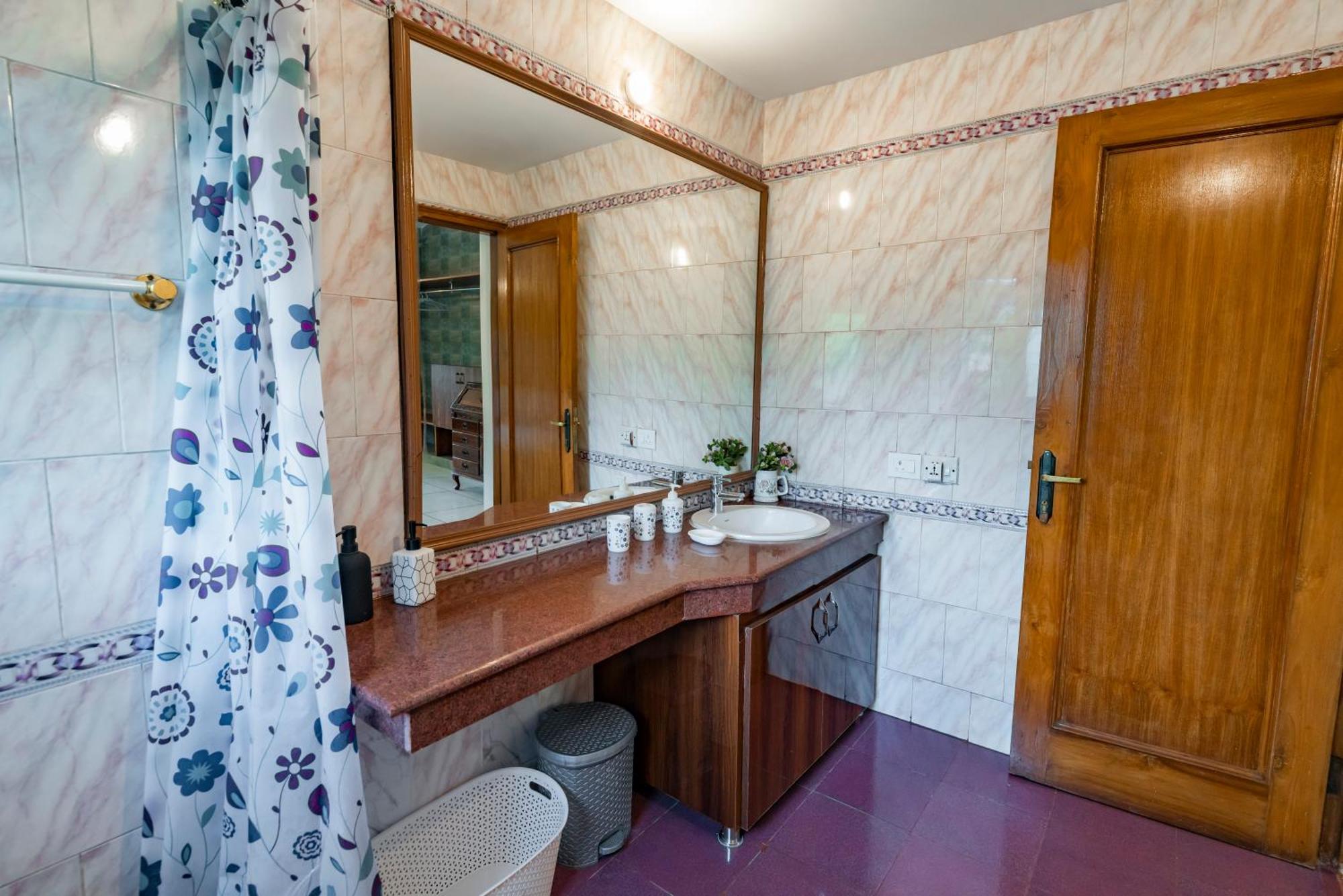 Saffronstays Doon Garden Villa - Near Doon School And Mall Road Dehradún Kültér fotó