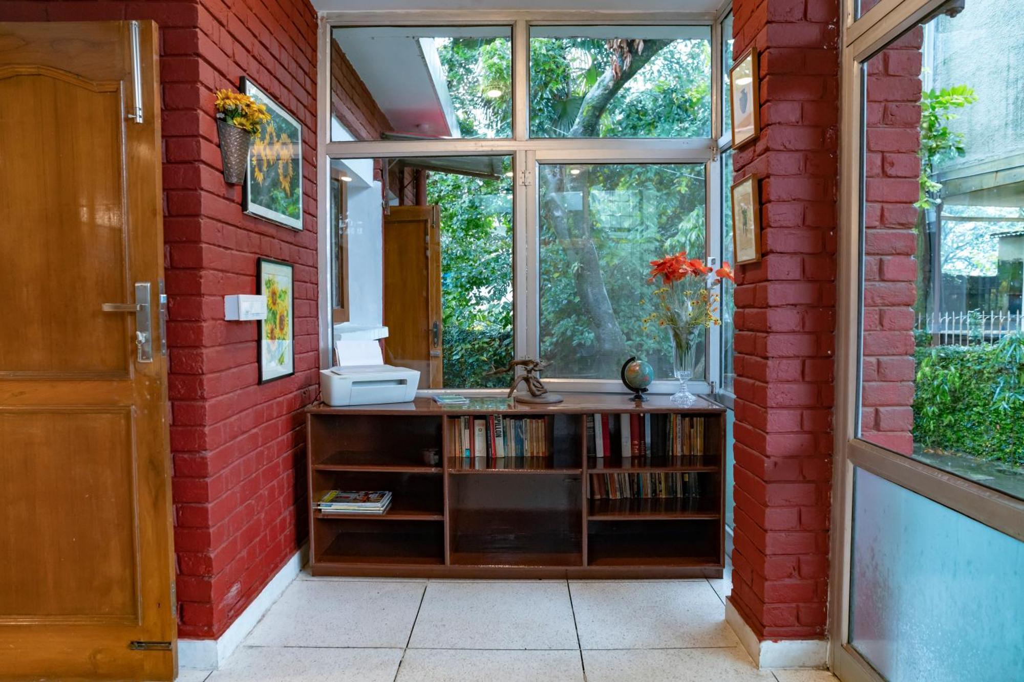 Saffronstays Doon Garden Villa - Near Doon School And Mall Road Dehradún Kültér fotó