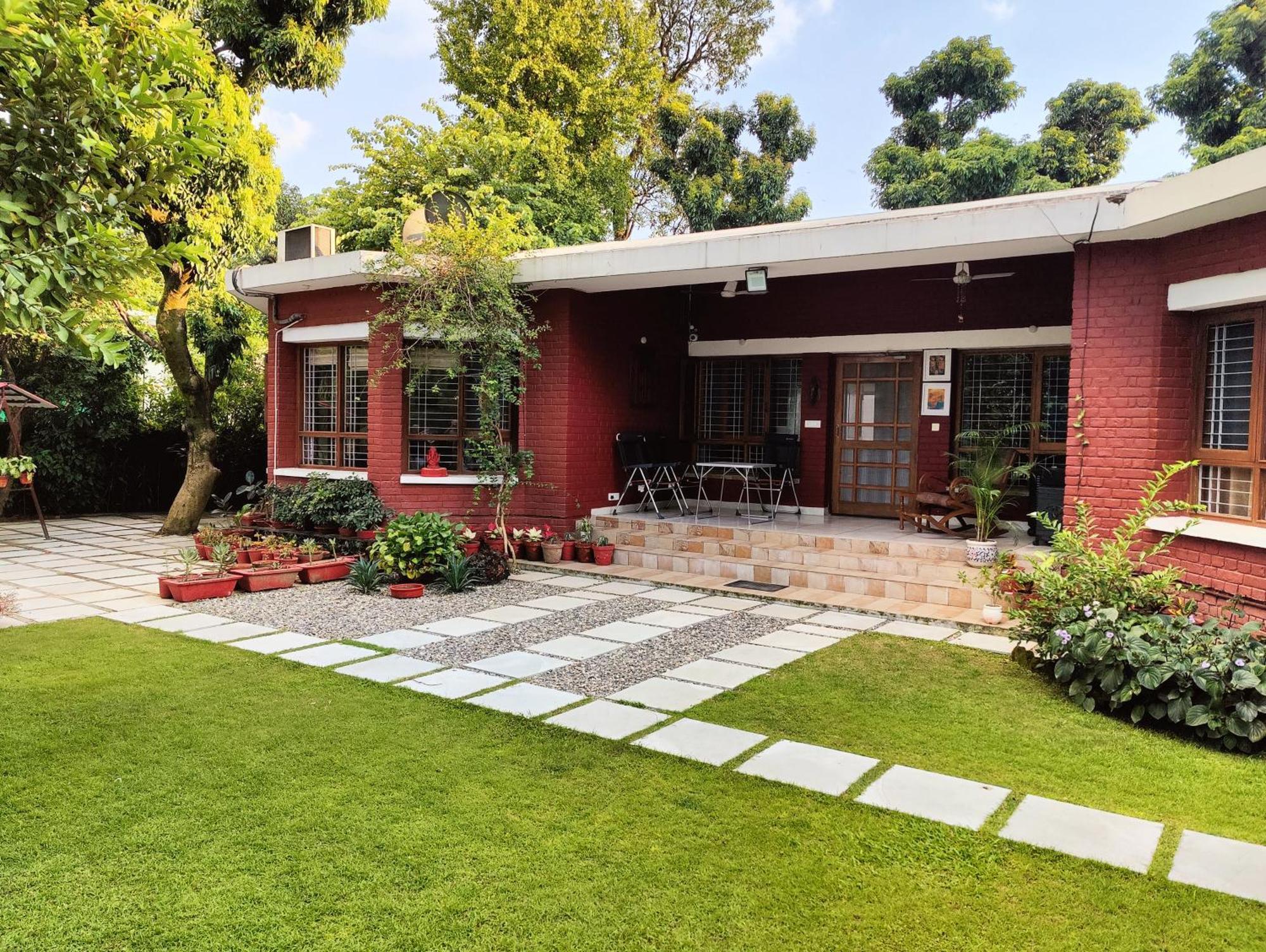 Saffronstays Doon Garden Villa - Near Doon School And Mall Road Dehradún Kültér fotó