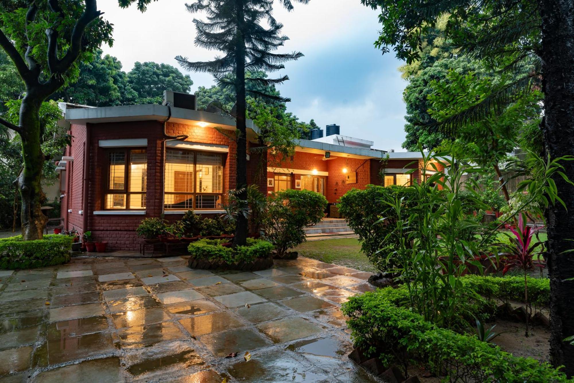 Saffronstays Doon Garden Villa - Near Doon School And Mall Road Dehradún Kültér fotó
